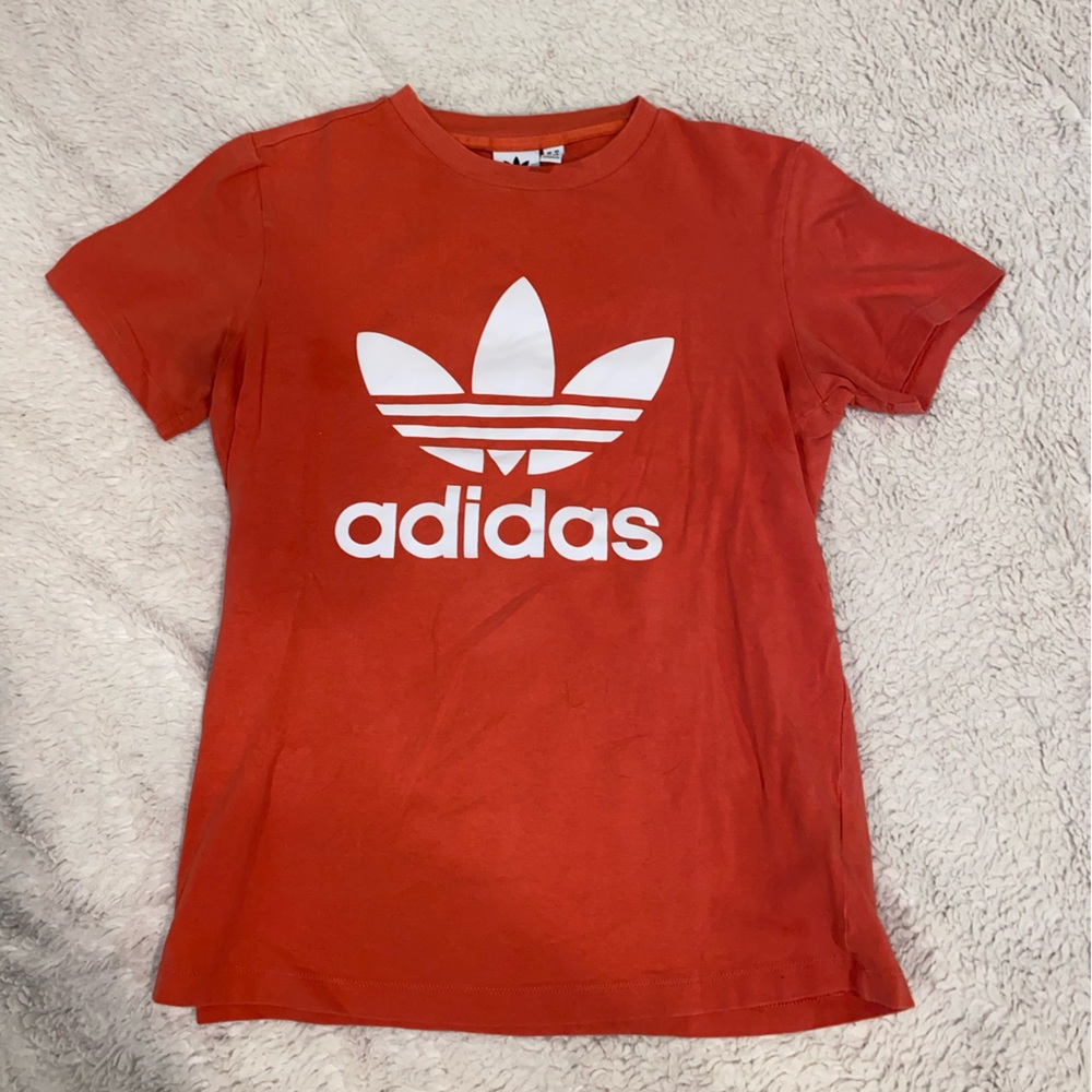 Adidas T-shirt